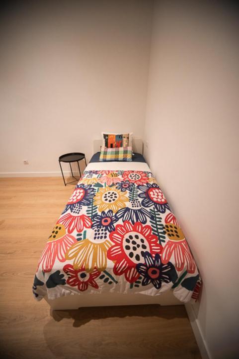 By Universitat Private Rooms Barcelona Exterior foto