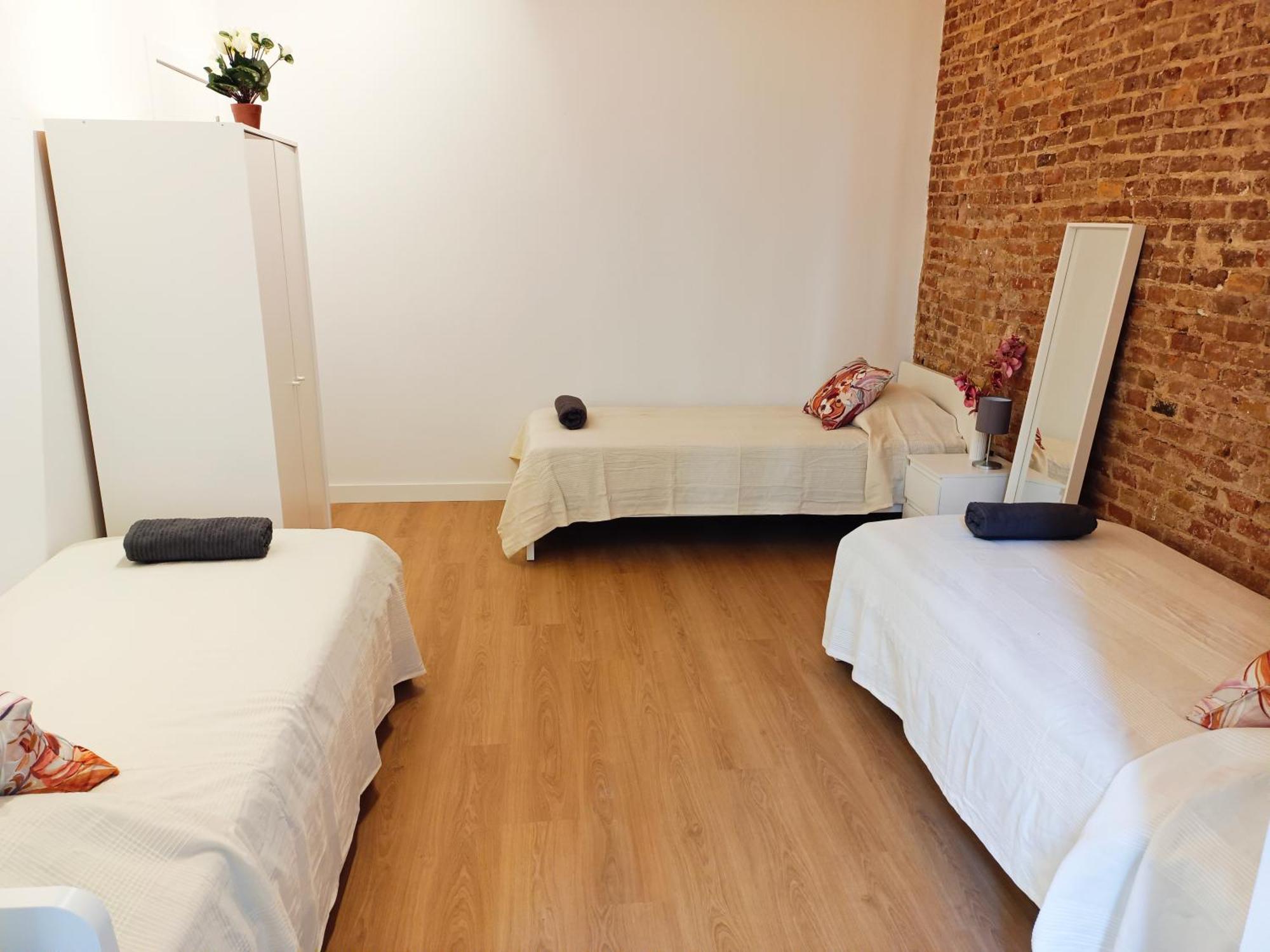 By Universitat Private Rooms Barcelona Exterior foto