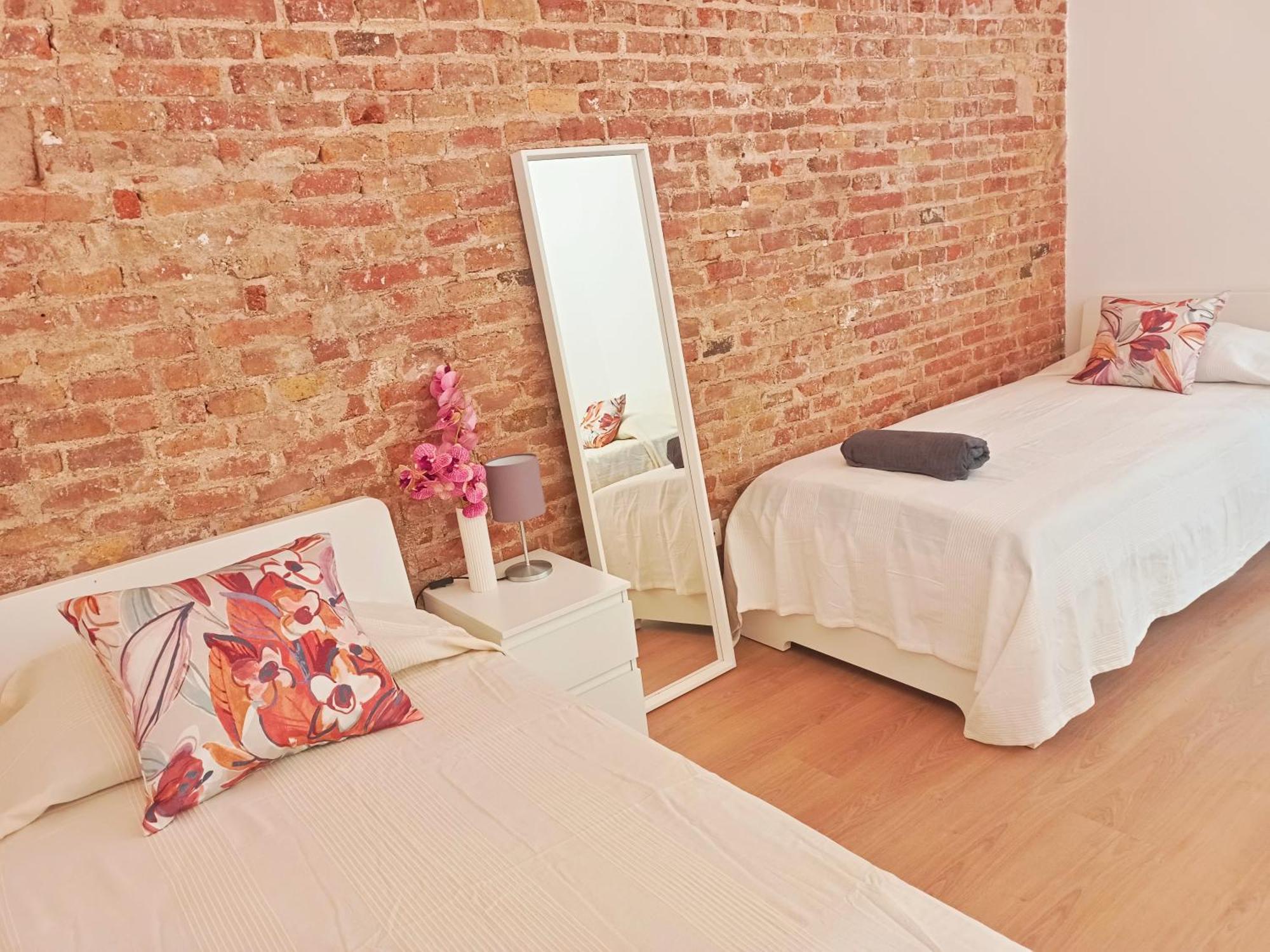 By Universitat Private Rooms Barcelona Exterior foto